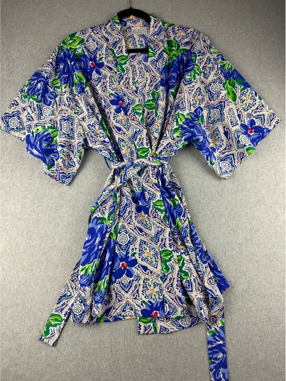 Vintage Val Mode Lingerie Floral Paisley Kimono Robe Medium Belted 80s 90s